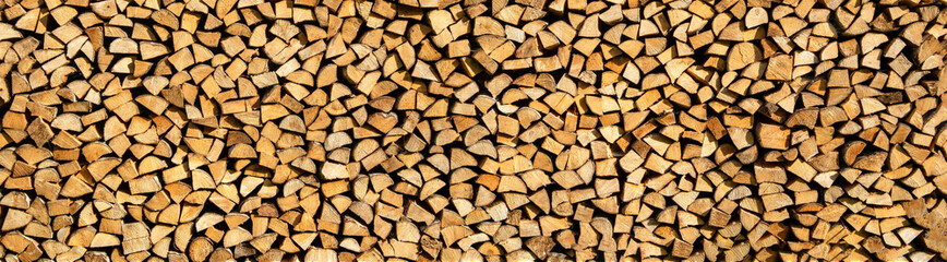 Vue panoramique d& 39 une pile de bois de chauffage