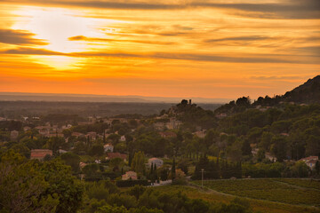 Sonnenuntergang in Beaumes de Venise in der Provence