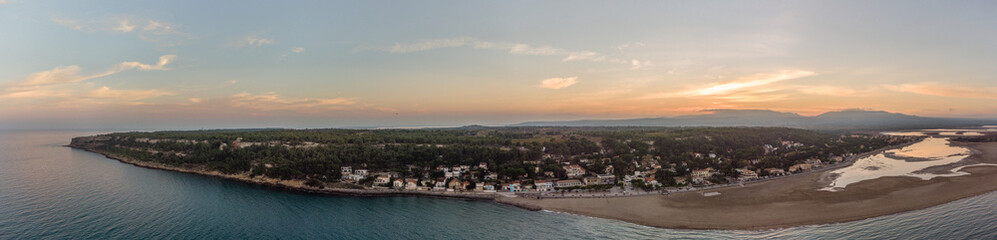 Panorama aérien de la Franqui au coucher du soleil