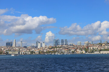 Obraz premium Istanbul european side view on sunny summer day in Istanbul, Turkey .