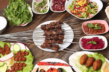 delicious grilled liver and salads