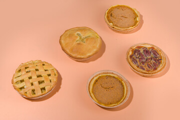 Set variety fall seasonal pies © ricka_kinamoto