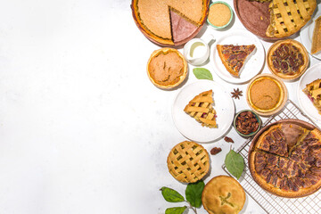 Set variety fall seasonal pies