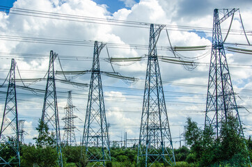 Power transmission lines - power supply