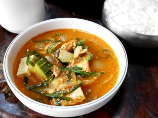 韓国料理の納豆鍋「清麹醤（チョングッチャン）」