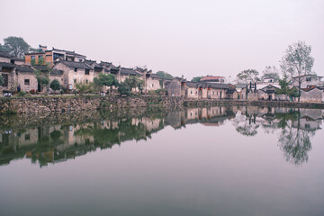 Fototapeta na wymiar Scenery of Dingli Bay Ancient Town, Xinyang, Henan