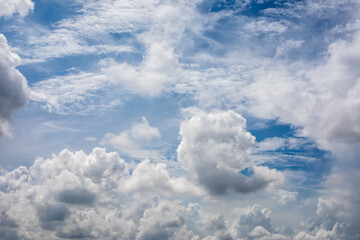 Obraz na płótnie Canvas White clouds with blue sky background on daytime.