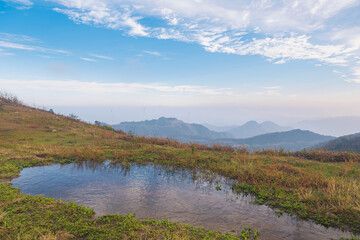 Fototapeta na wymiar Scenery of Dabie Mountain in Xinyang, Henan