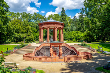 Elisabethenbrunnen, Kurpark, Bad Homburg vor der Höhe, Taunus, Hessen, Deutschland 