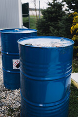 Chemical barrels with chemical composition for epoxy resins