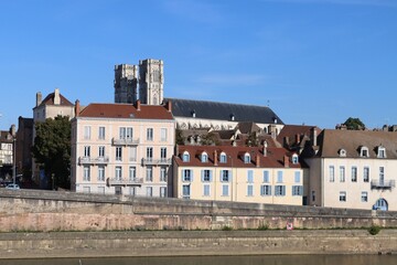 Fototapeta na wymiar town of Chalon Sur Saone in Burgundy 
