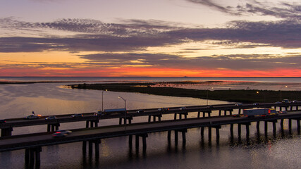 Fototapeta na wymiar sunset at the bay