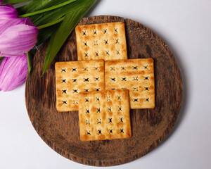 Roma biscuits served with coffee, perfect for relaxing. Foods made from wheat are able to delay hunger and also for breakfast in the morning.