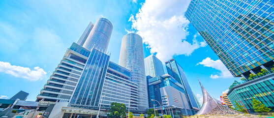 名古屋駅前の都市風景
