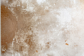 Ornament in Gold, Hintergrund