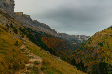 Colores otoñales en el Circo de Soaso