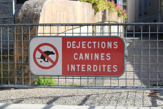 d&eacute;jection canines interdites
