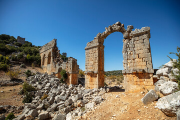 Fototapeta premium Ancient aqueduct - Olba kingdom, The Olba kingdom was a small state established between the Taurus Mountains and the Mediterranean coast in Stony Cilicia.