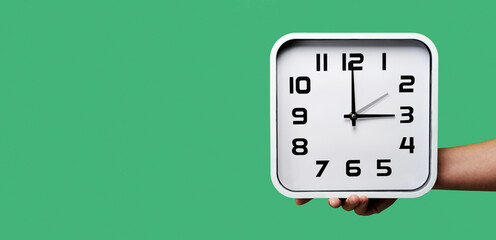 clock being set backward or forward, web banner