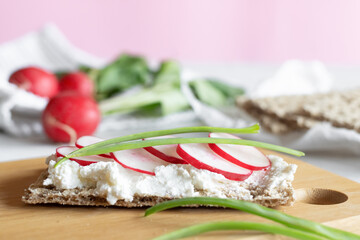 A healthy sandwich. Suggestion for lunch. Sandwich with cottage cheese and radish. Healthy...
