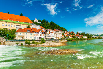 Fototapeta na wymiar Cityscape of the small Austrian city of Steyr