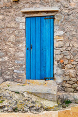 Cottage for fishermen or warehouse for fishermen's equipement.