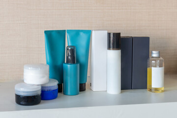 シャンプー＆トリートメントのボトル