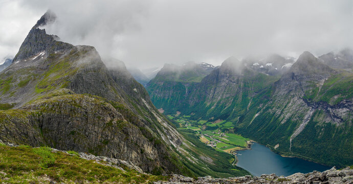 Views of Hj&oslash;rundfjorden from Urke ridge trail (Urkeega), Norway