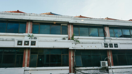 construction site in the city, Denpasar Bali, komplek pertokoan, old building, ayu griselda