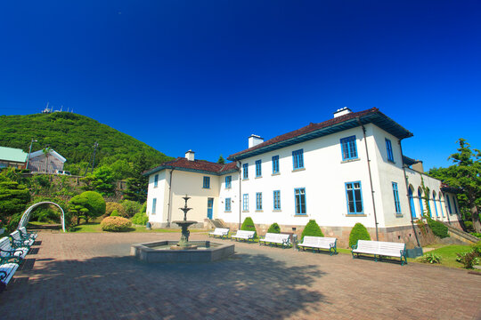 函館市旧イギリス領事館と函館山遠望, 日本,北海道,函館市