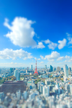 東京タワーとビル群とわた雲, 港区,東京都