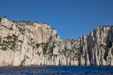 les calanques de Cassis vue de la mer