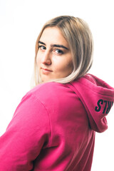 femme rose et argent 