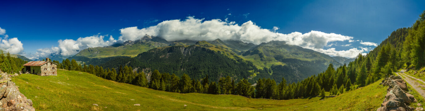 Schweizergebirge bei Surses Graub&uuml;nden