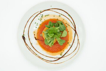 Queso Brie con Canonigos y Mermelada de Tomate