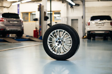 automotive wheels, balancing stand, closeup