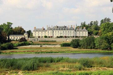 Fototapeta na wymiar Château de Menars