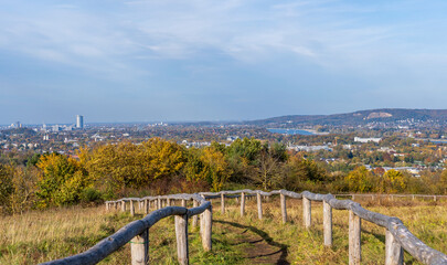 Fototapeta premium Wandern im Drachenfelser Ländchen