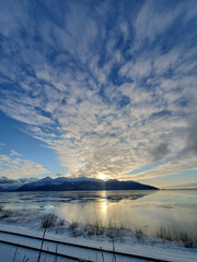 Obraz premium sunset over the lake