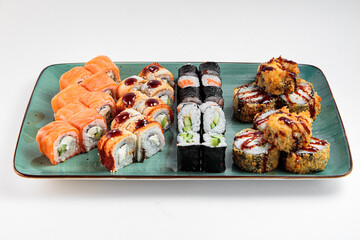 sushi, rolls