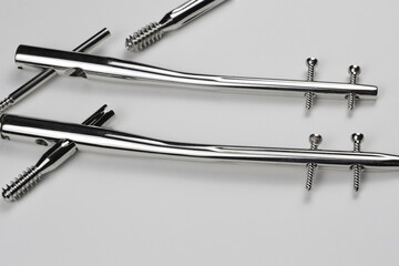 Surgical plates for osteosynthesis in case of bone fractures