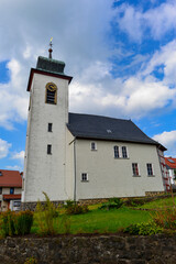 Naklejka premium Kirche Breungeshain im Stadtteil von Schotten im Vogelsbergkreis / Hessen