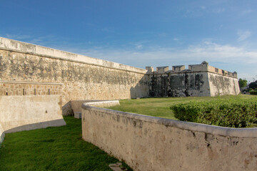 Fototapeta na wymiar Fortified wall of Campeche, Mexico