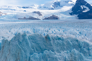 Fototapeta na wymiar glaciar peito moreno hielo