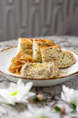 bread onion 