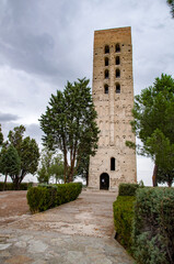 Fototapeta na wymiar Torre mudéjar de San Nicolás, Coca, Segovia, Castilla y León, España.