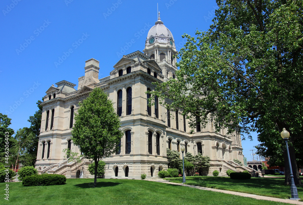 Wall mural the historic kosciusko county courthouse in warsaw indiana.