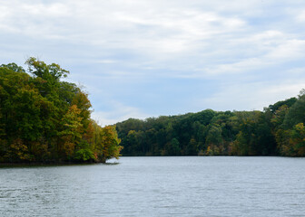 Fototapeta na wymiar Autumn Colors at Poplar Tree Lake Millington, Tennessee