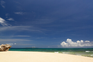 沖縄の美しいビーチ