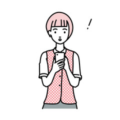 立ってスマートフォンを操作して何かに気づいて驚いた事務員制服の女性
